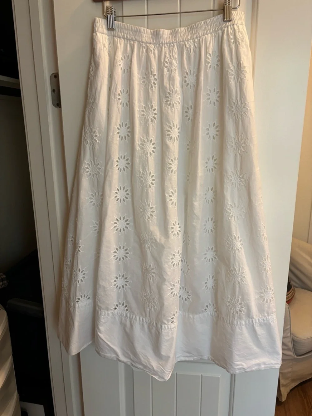 JCrew Factory Cotton Eyelet MIDI Skirt, size Small - Picture 5 of 9